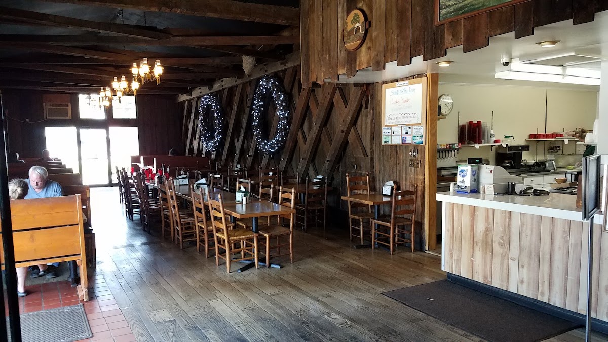 Covered Bridge Pizza Parlor & Eatery